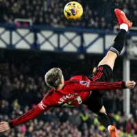 Man Utd thrash Everton