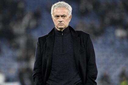 Roma have announced that Jose Mourinho and his coaching staff have left the Serie A club.