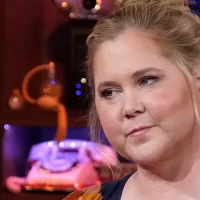 Amy Schumer: Actress reveals she has Cushing's Syndrome