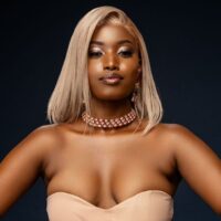 claudia Naisabwa wABEBE XP