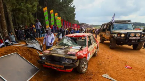 Sri Lanka race crash