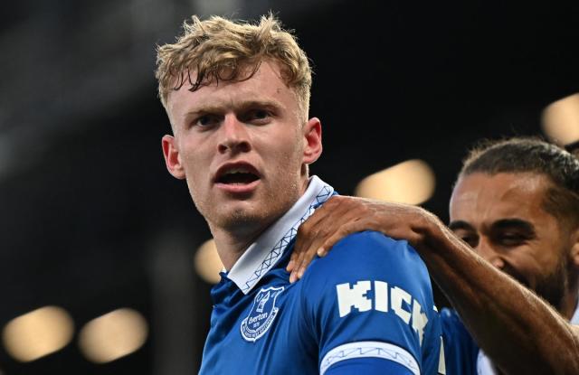 Man Utd Increase Offer For Everton's Branthwaite - Sauce.co.ke