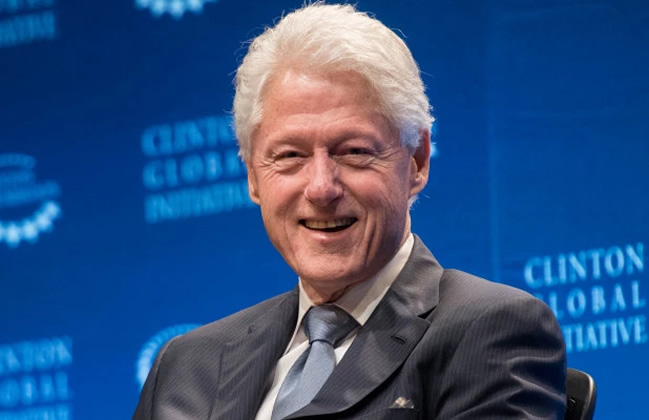 Bill Clinton Hospitalized With Fever But In Good Spirits, Spokesperson ...